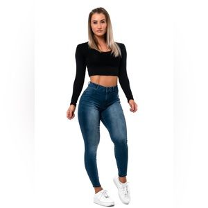 Contour V2 Mid Waisted Jeans